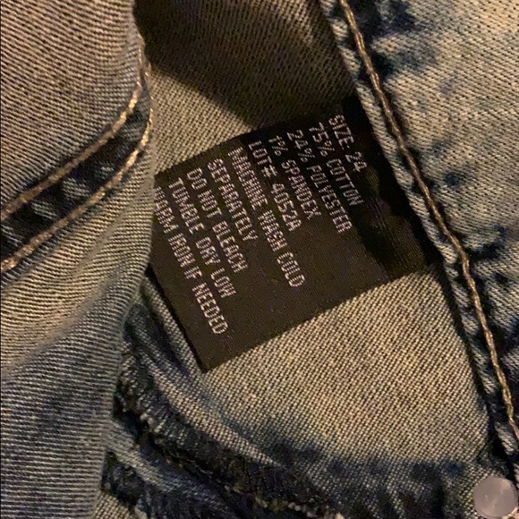 Jean 24W - Picture 2 of 5